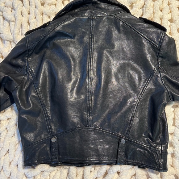 Lamarque cropped leather jacket - Picture 5 of 13